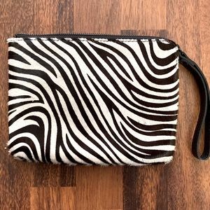 Patricia Nash zebra wristlet